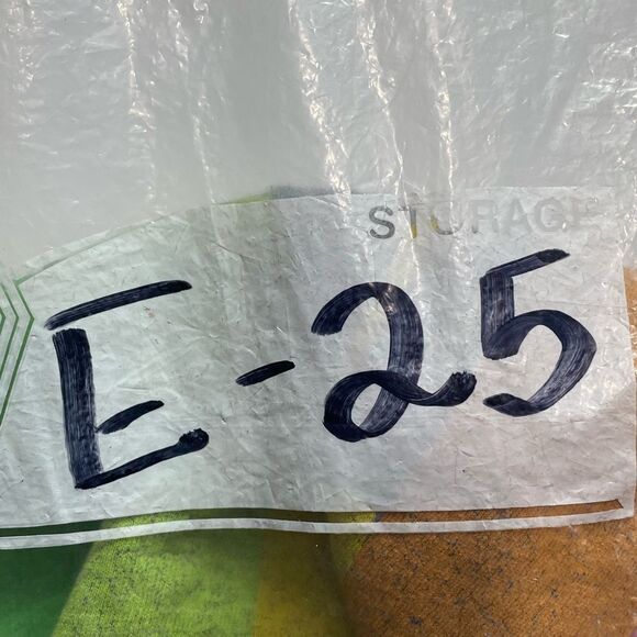 Polaroid Logo Cut Off Neckline T-Shirt Medium/ Large - Picture 4 of 4